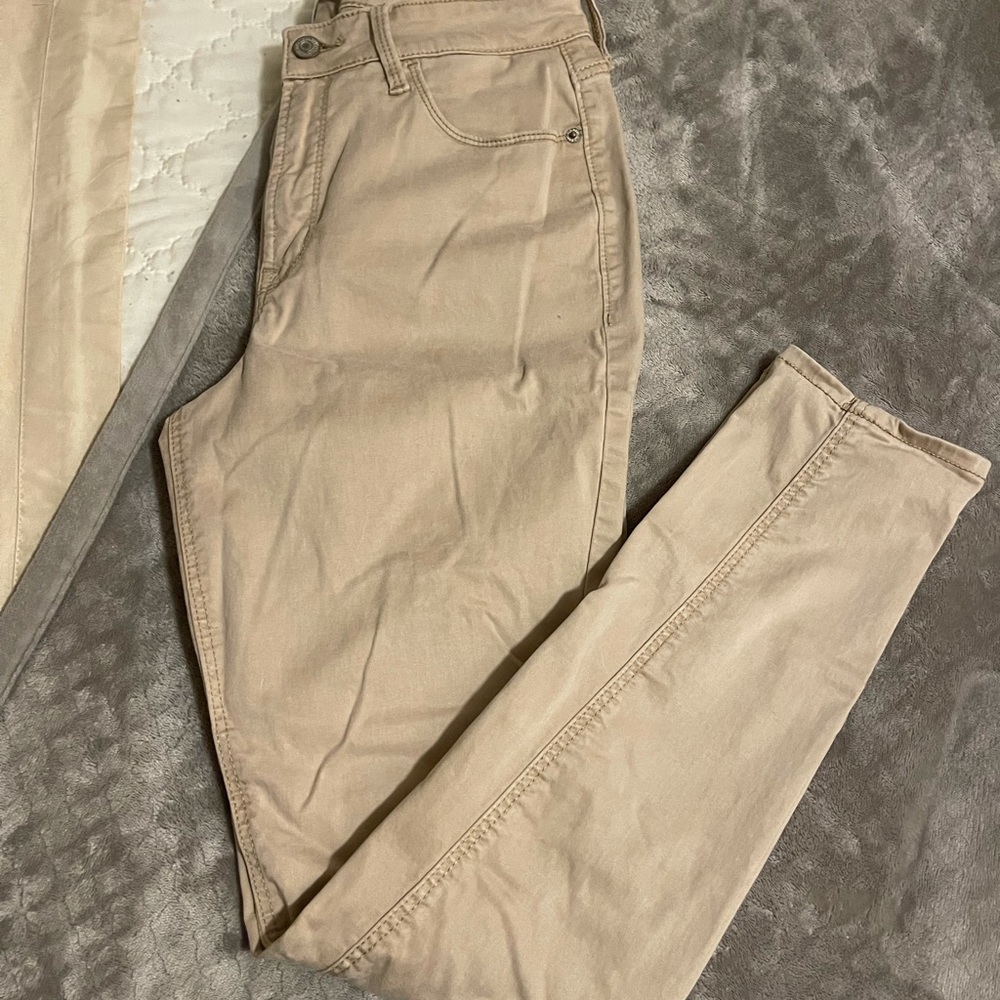 Old Navy Khaki Skinny Jeans